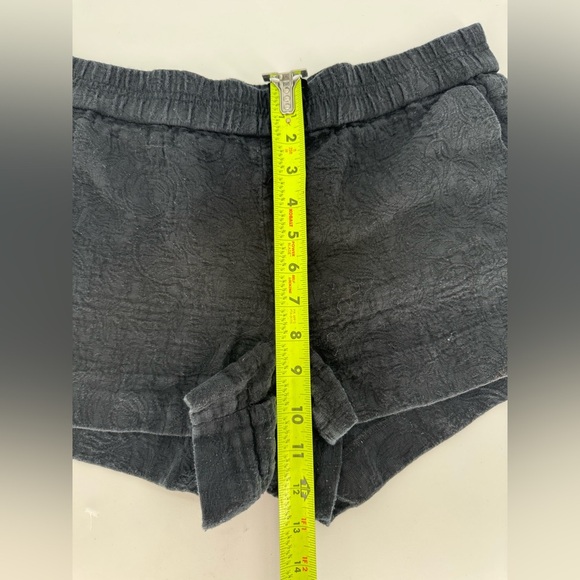 J. Crew Short Jacquard Pull on Black Textured Shorts - Picture 9 of 12